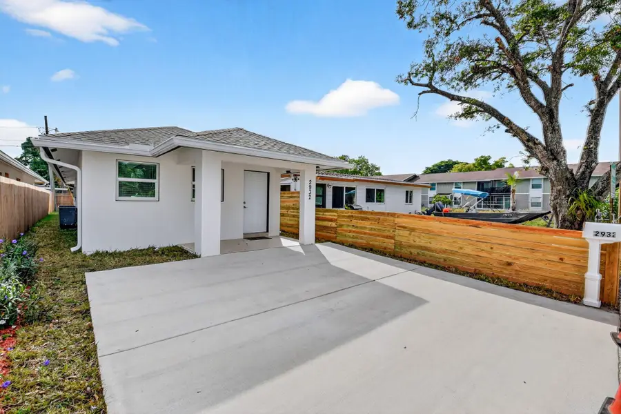 2932 Saginaw Avenue, West Palm Beach, FL 33409 - Image #2