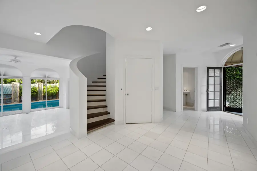 265 Everglade Avenue, Palm Beach, FL 33480 - Image #2