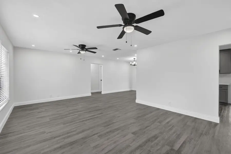 6101 NW 74th Avenue, Tamarac, FL 33321 - Image #3