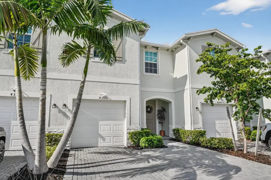 4301 Hammock Grove Drive, Lake Worth, FL 33467 - Image #2