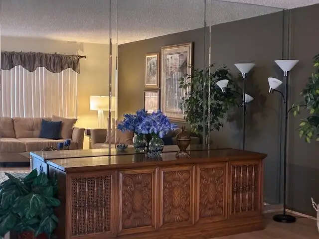 941 Flanders T, Delray Beach, FL 33484 - Image #3