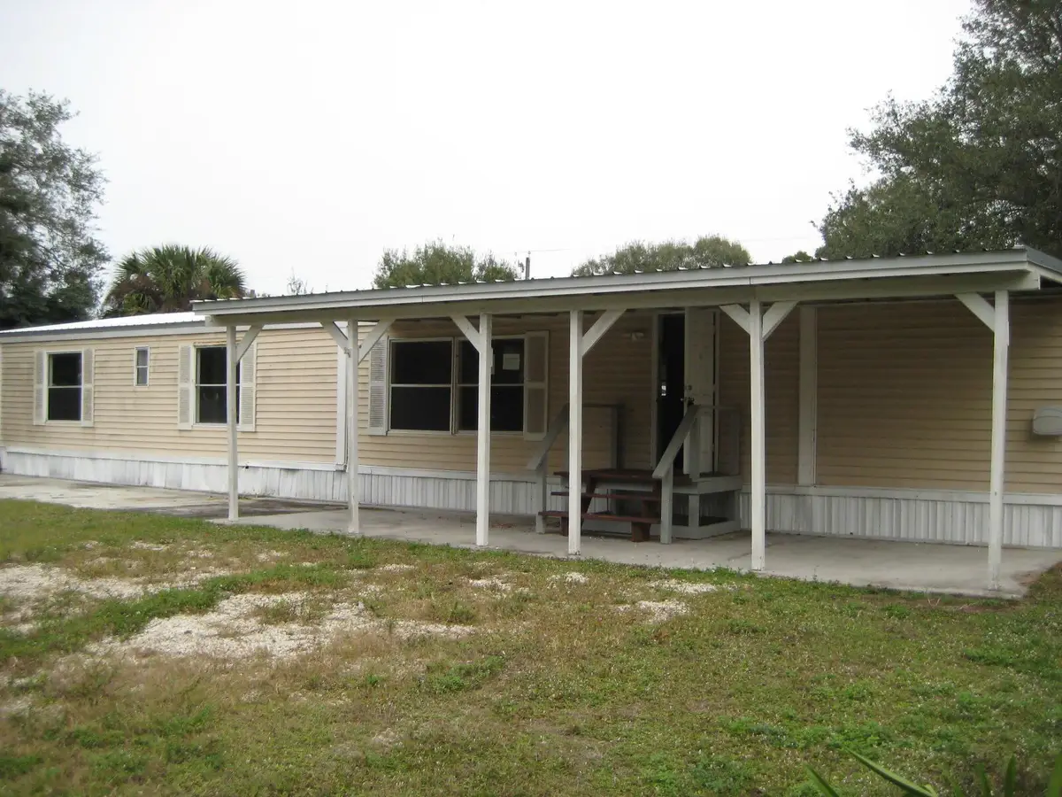 8613 SE 59th Drive, Okeechobee, FL 34974 - Image #1
