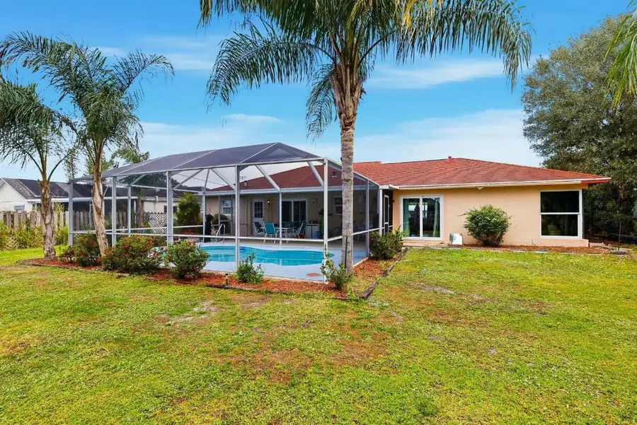 1132 SE Clifton Lane, Port Saint Lucie, FL 34983 - Image #3