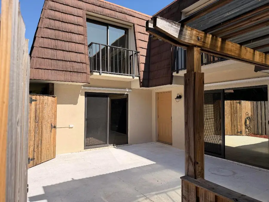 1914 19th Lane, Palm Beach Gardens, FL 33418 - Image #3