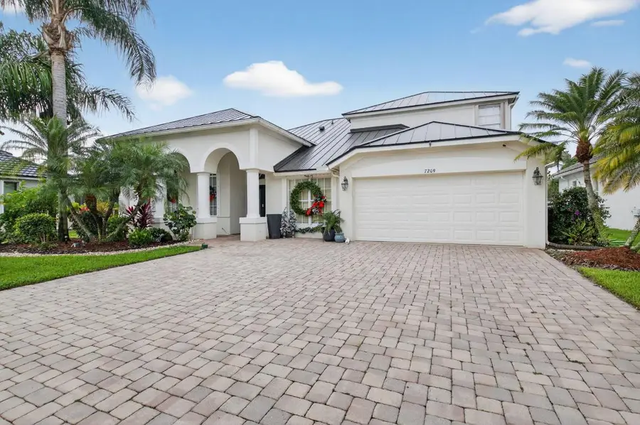 7209 Serrano Terrace, Delray Beach, FL 33446 - Image #2