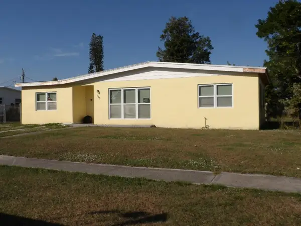 175 SE El Sito Court, Port St Lucie, FL 34983