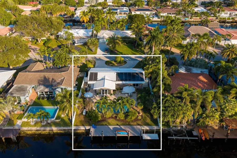 2301 NE 15th Terrace Ne, Wilton Manors, FL 33305 - Image #2