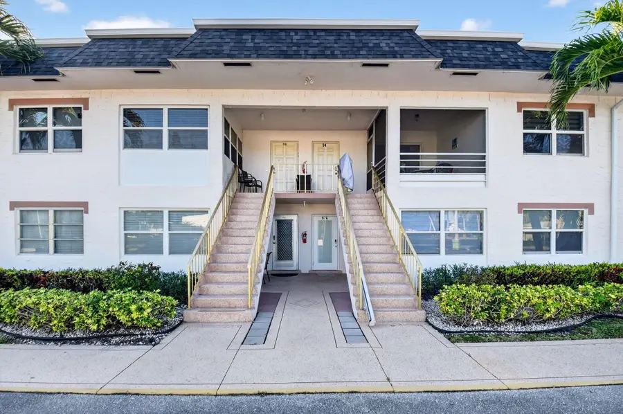 94 Stratford G, West Palm Beach, FL 33417 - Image #2