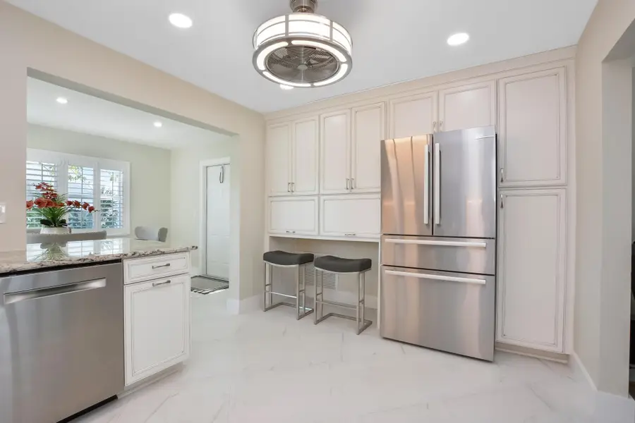 2390 SW 13th Avenue, Boynton Beach, FL 33426 - Image #2