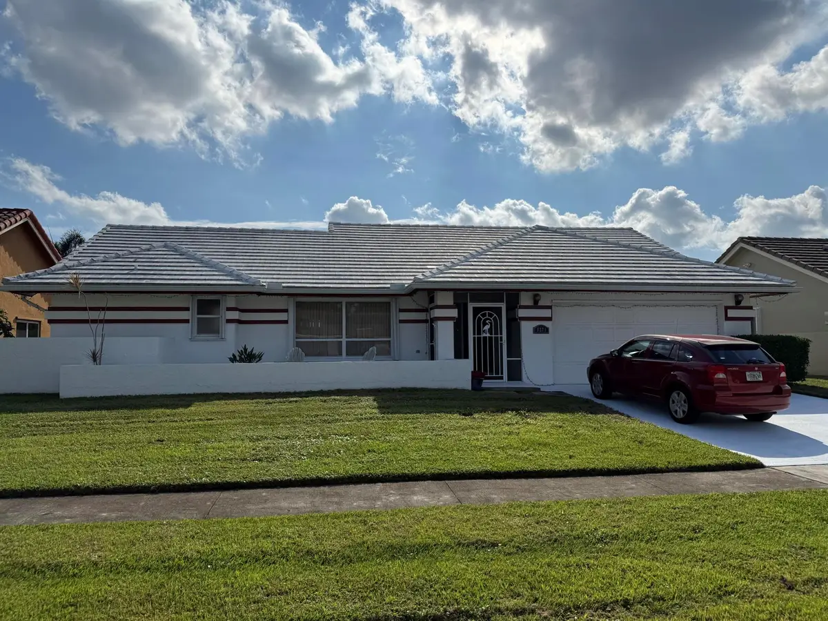 9271 Sun Pointe Drive, Boynton Beach, FL 33437 - Image #1