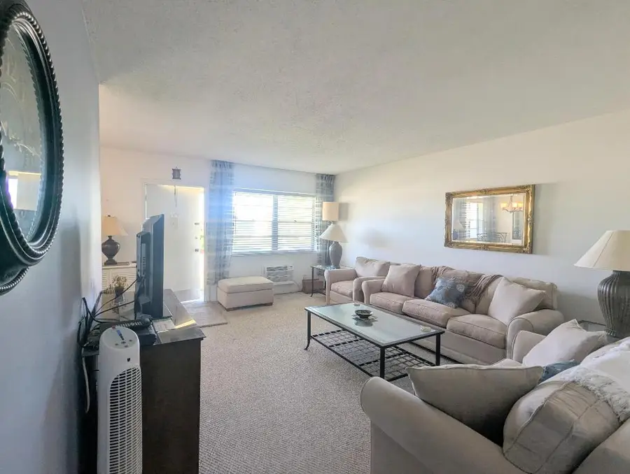 191 Norwich H, West Palm Beach, FL 33417 - Image #2