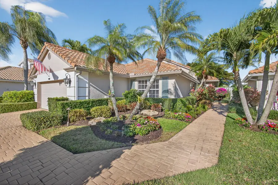 923 Augusta Pointe Drive, Palm Beach Gardens, FL 33418 - Image #2