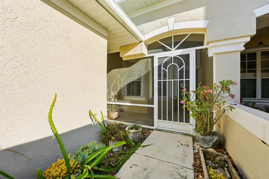 1578 SW Harbour Isles Circle #72, Port Saint Lucie, FL 34986 - Image #2