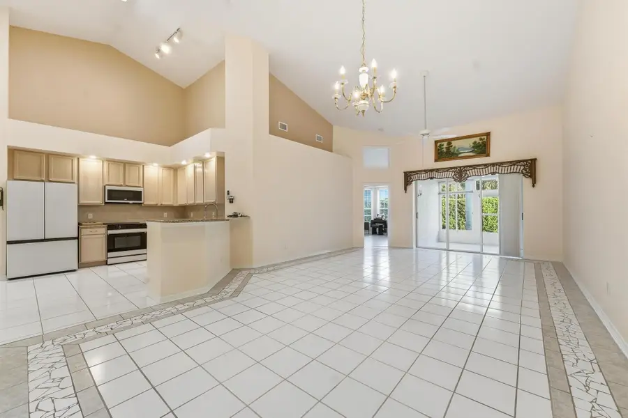 1578 SW Harbour Isles Circle #72, Port Saint Lucie, FL 34986 - Image #3