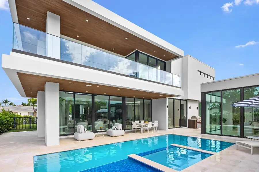 1099 NE 4th Avenue, Boca Raton, FL 33432 - Image #2