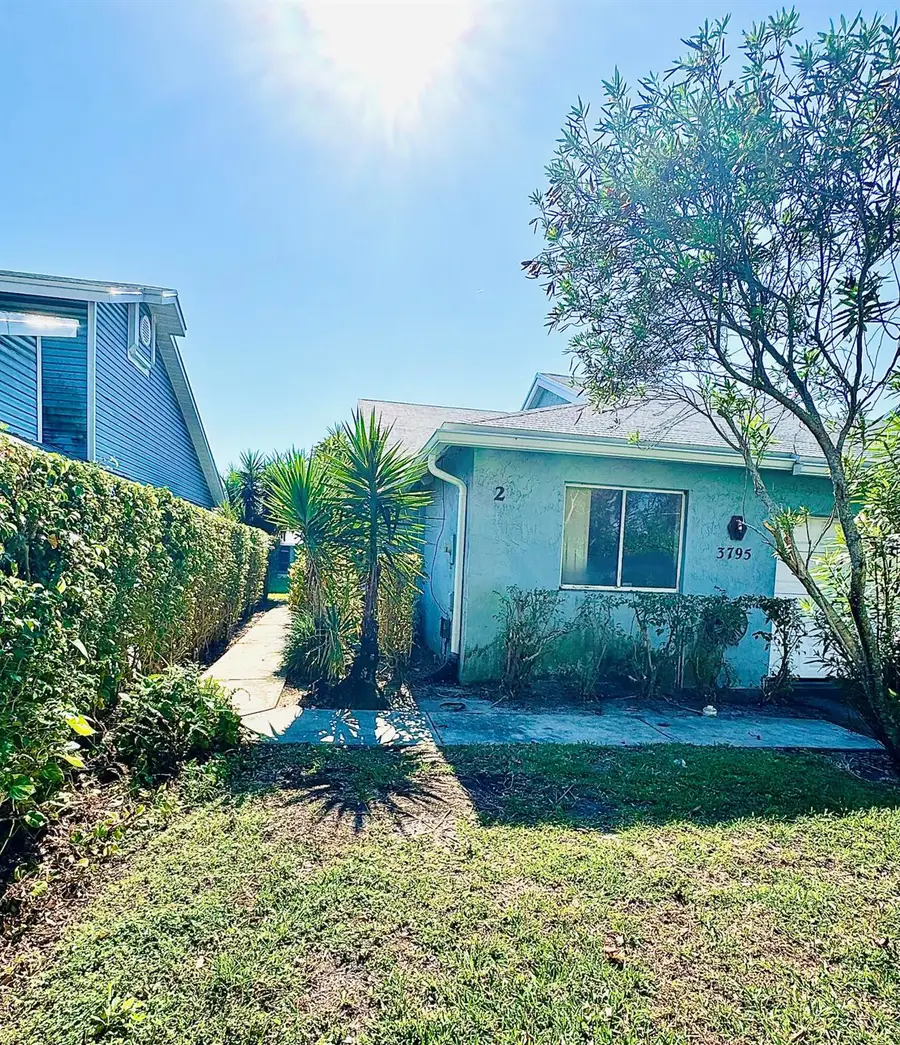 3795 Island Club Circle E #10, Lake Worth, FL 33462 - Image #3