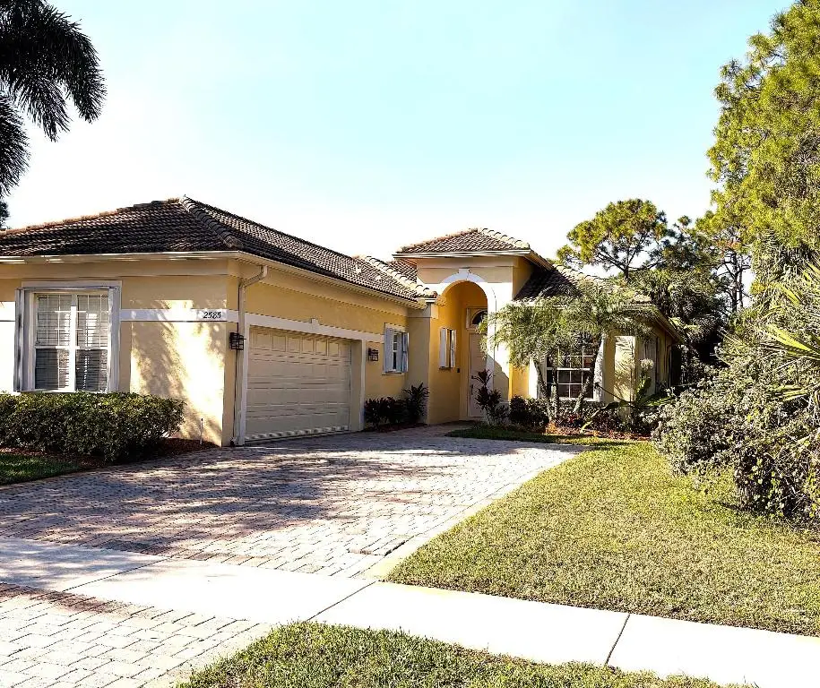 2585 SE Stonebriar Way, Stuart, FL 34997 - Image #1