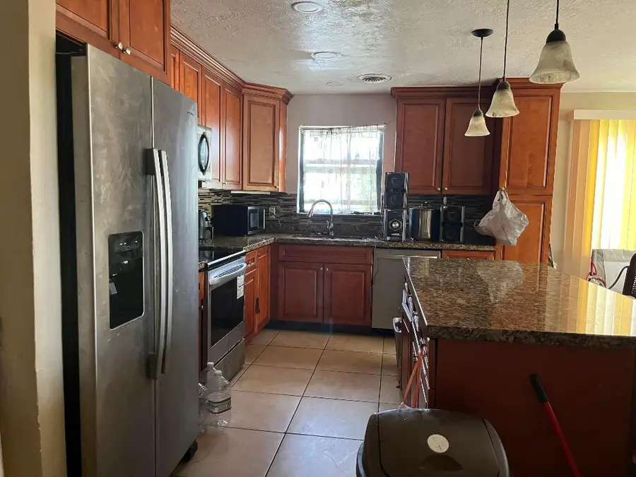 24 NW Avenue I, Belle Glade, FL 33430 - Image #3