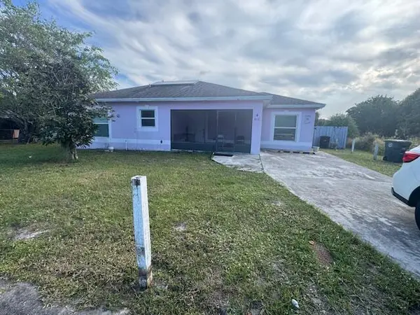 812 N 21st Street, Fort Pierce, FL 34950