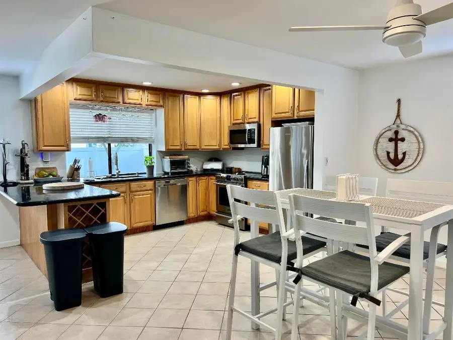 5570 SW 9th Court, Margate, FL 33068 - #3