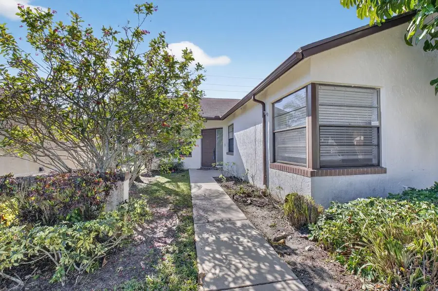 9074 Chatsworth Cascades, Boca Raton, FL 33434 - Image #2