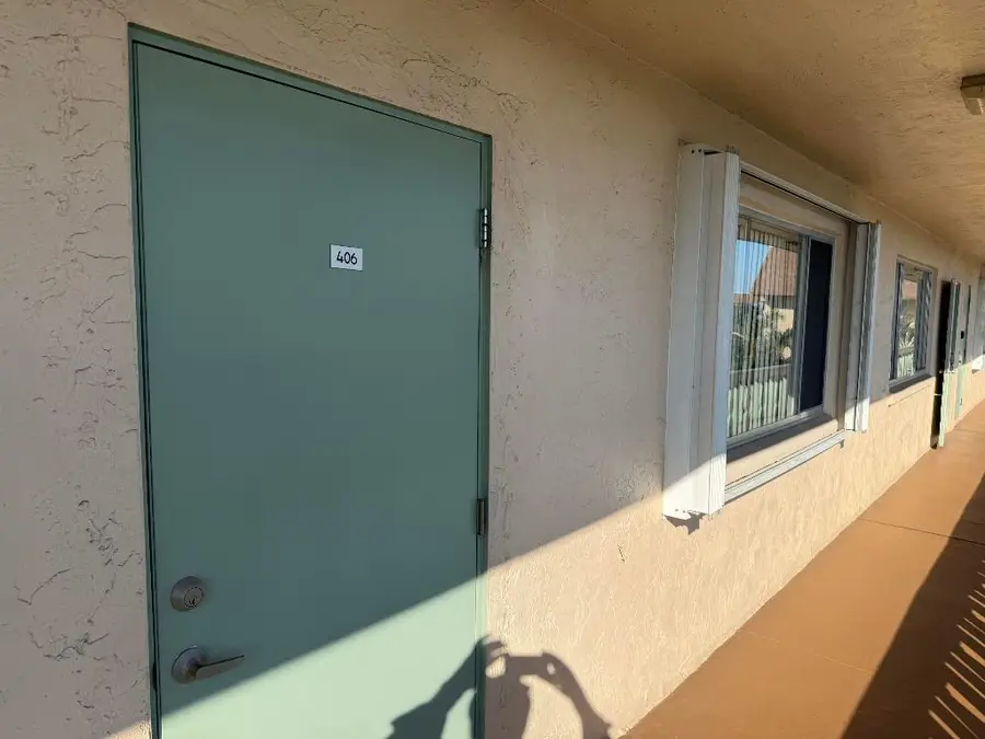 300 Village Green Circle S #406, Palm Springs, FL 33461 - Image #3