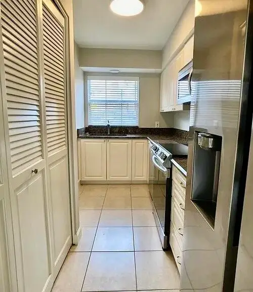 413 N Cypress Drive #4, Tequesta, FL 33469 - Image #2