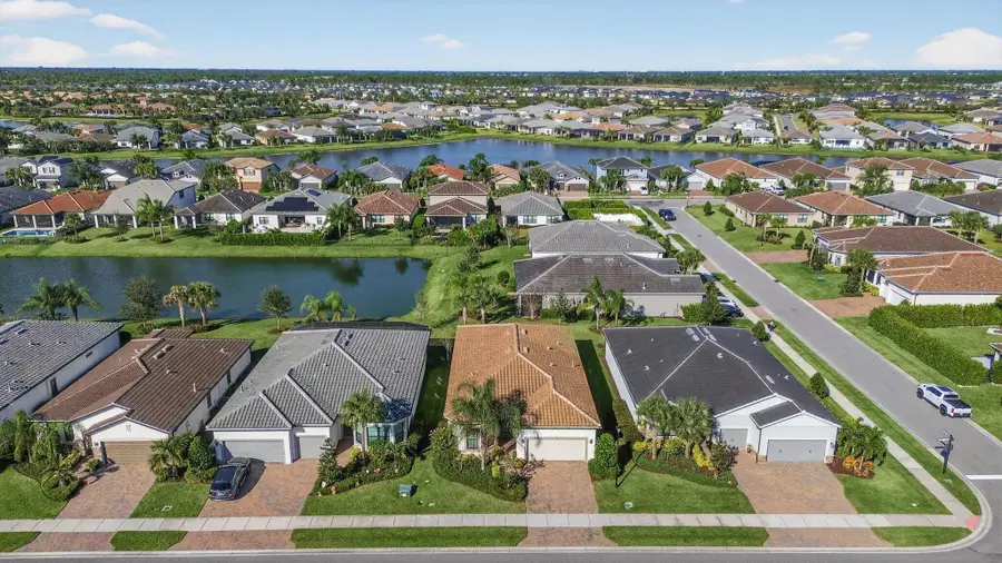 623 SE Villandry Way, Port Saint Lucie, FL 34984 - Image #2