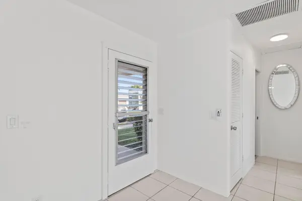 2727 Dudley Drive W #G, West Palm Beach, FL 33415