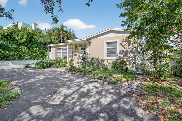 831 30th Court, West Palm Beach, FL 33407