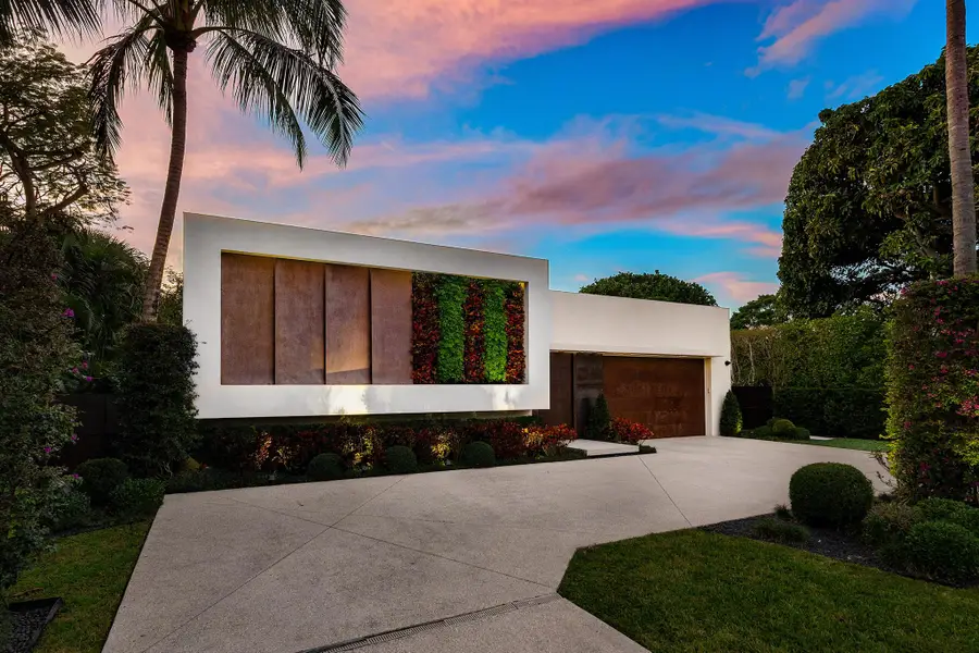 1106 N Swinton Avenue, Delray Beach, FL 33444 - Image #2