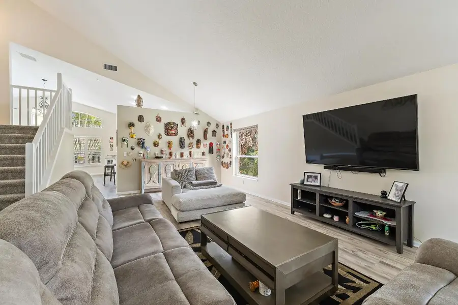 938 SE Westminster Place, Stuart, FL 34997 - Image #3