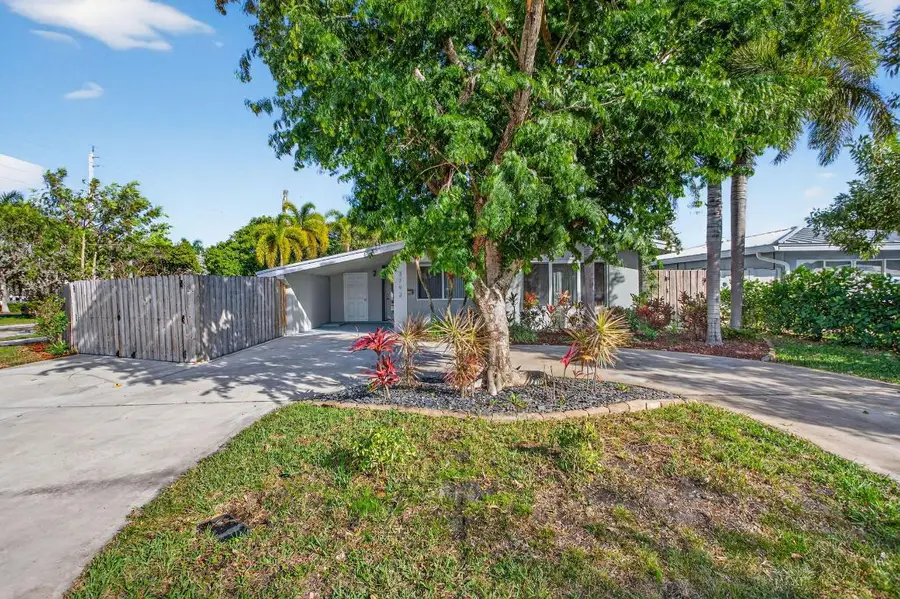 3792 NE 19th Avenue, Oakland Park, FL 33308 - Image #3