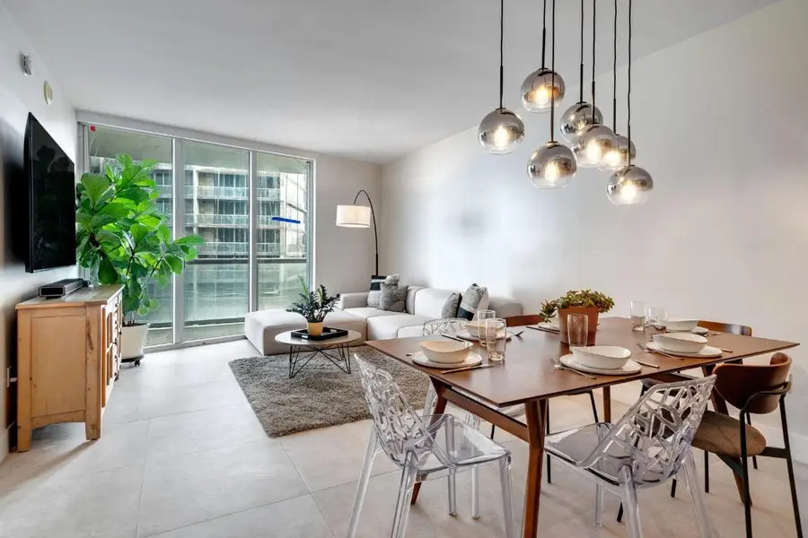 475 Brickell Avenue #4611, Miami, FL 33131 - Image #2