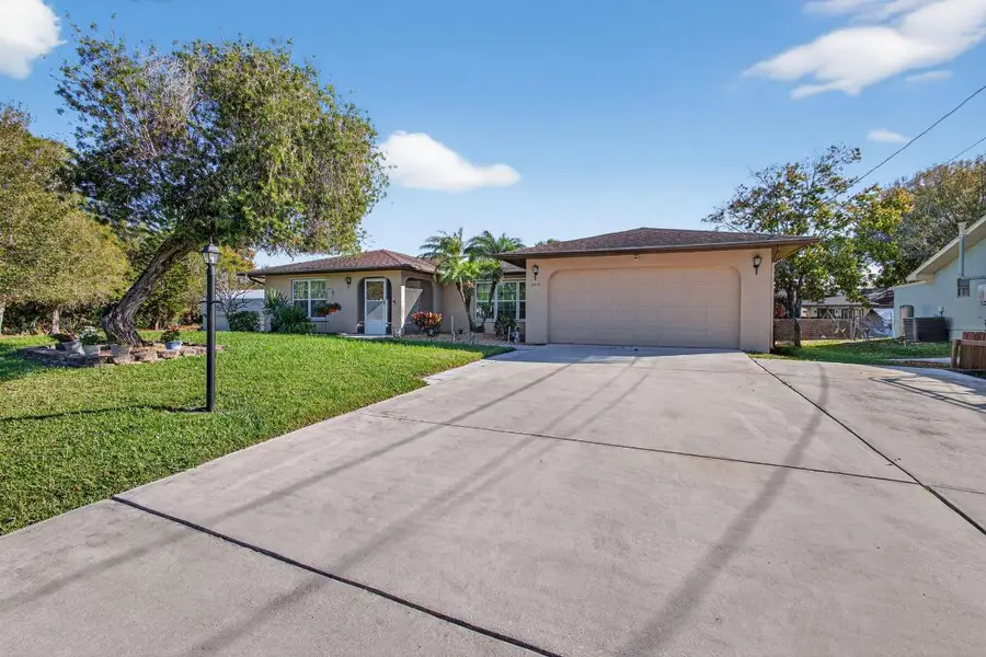 5216 Palm Drive, Fort Pierce, FL 34982 - Image #2