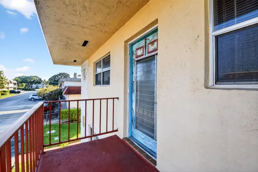 201 Oxford 600, West Palm Beach, FL 33417 - Image #2