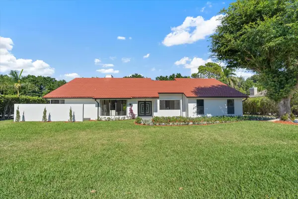 4543 Gleneagles Drive, Boynton Beach, FL 33436