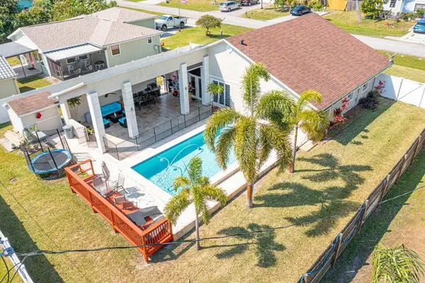 725 SW Hibiscus Street, Port St Lucie, FL 34983