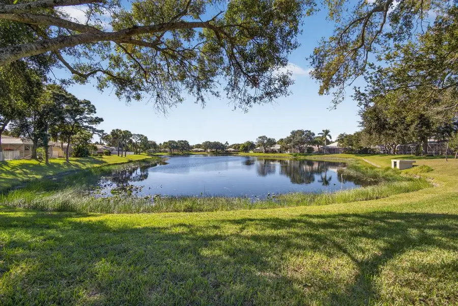 4153 Royal Oak Drive, Palm Beach Gardens, FL 33410 - Image #3