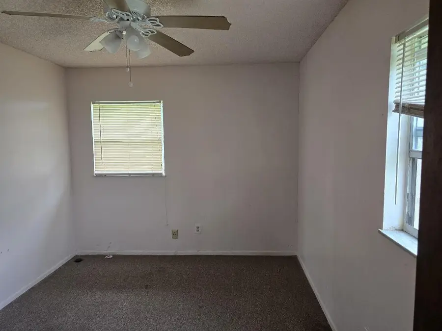 2904 Kingsley Drive, Fort Pierce, FL 34946 - Image #3