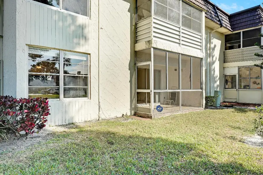 12003 Poinciana Boulevard #105, Royal Palm Beach, FL 33411 - Image #2