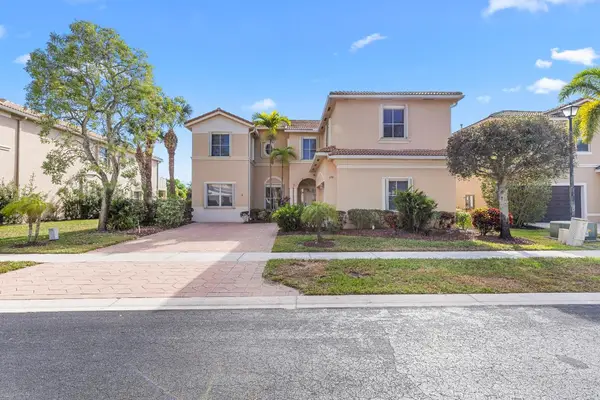 1190 Canyon Way, Wellington, FL 33414