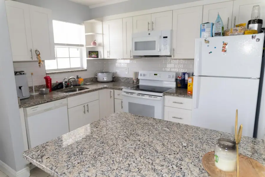 101 Akron Street, Lake Worth Beach, FL 33461 - Image #3