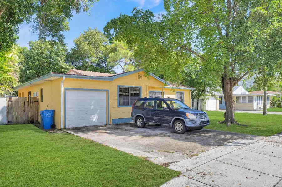 713 NE 35th Street, Oakland Park, FL 33334 - Image #2