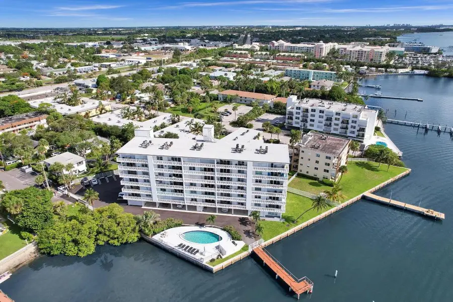 231 E Lantana Road #204, Lantana, FL 33462 - Image #3