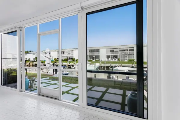 117 Lehane Terrace #101, North Palm Beach, FL 33408