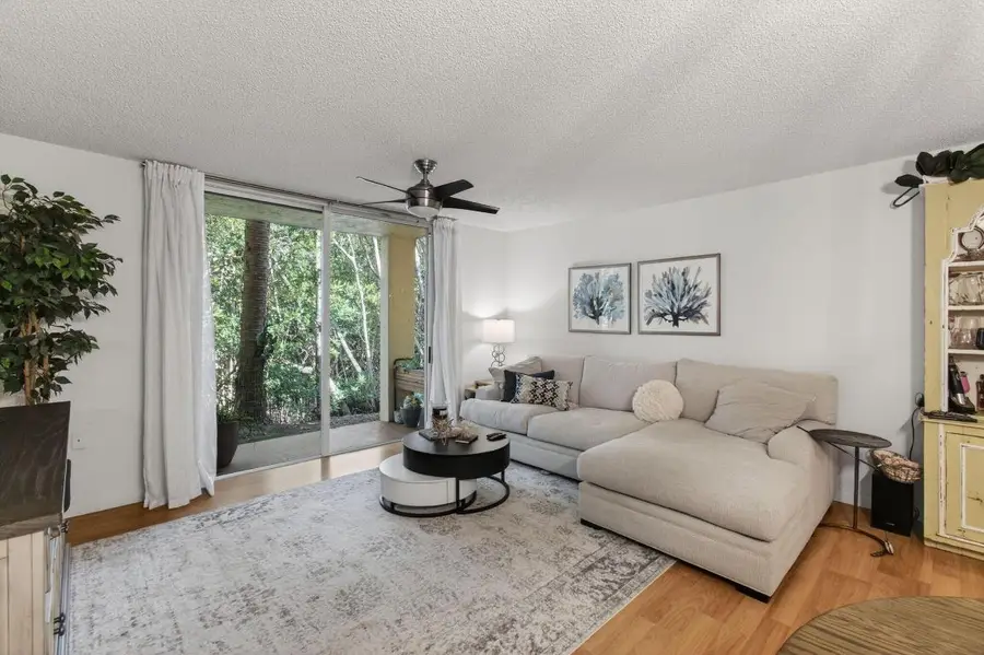 1100 Scotia Drive #104, Hypoluxo, FL 33462 - Image #3