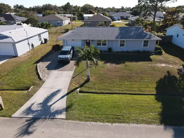 226 SW Aubudon Avenue, Port St Lucie, FL 34984