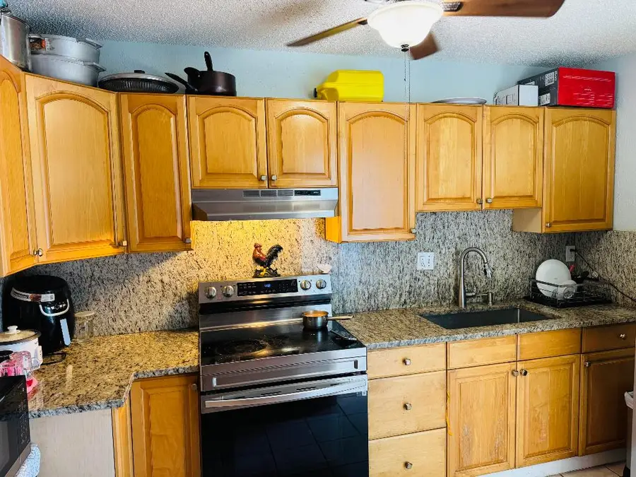 4732 Chariot Circle, Greenacres, FL 33463 - Image #2