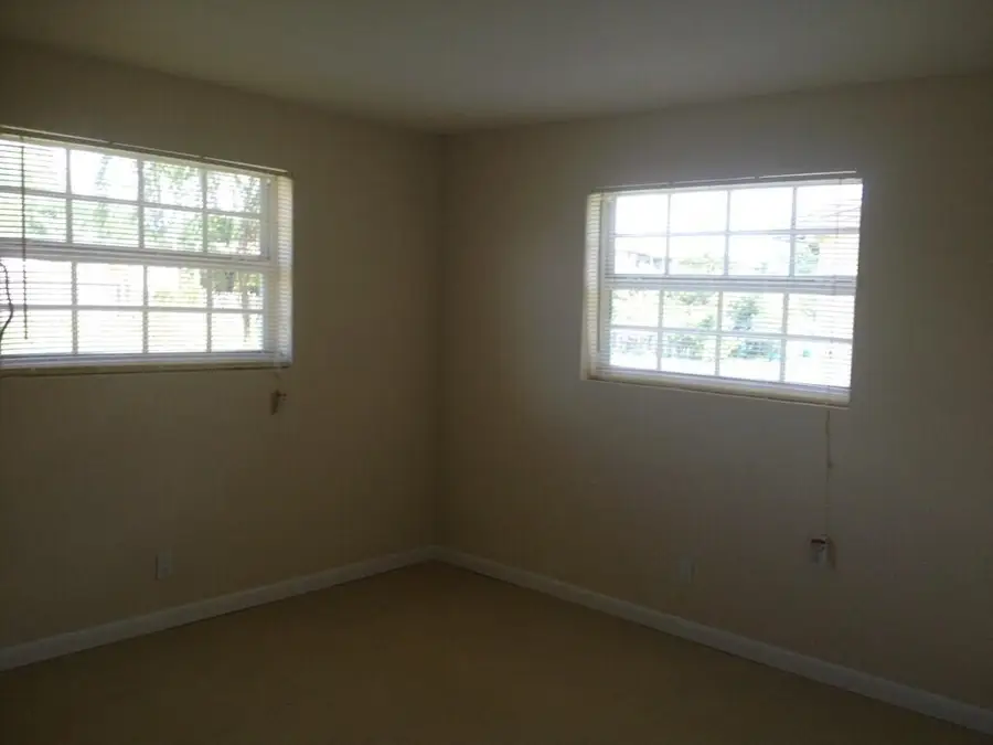 203 SE 4 Avenue, Boynton Beach, FL 33435 - Image #3